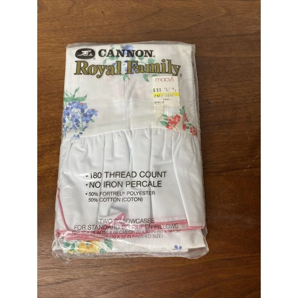 Vintage Cannon Royal Famly Two Standard Pillowcases New USA Pink Floral Ruffle